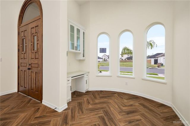 1000 Trinity Street, Edinburg, TX 78541