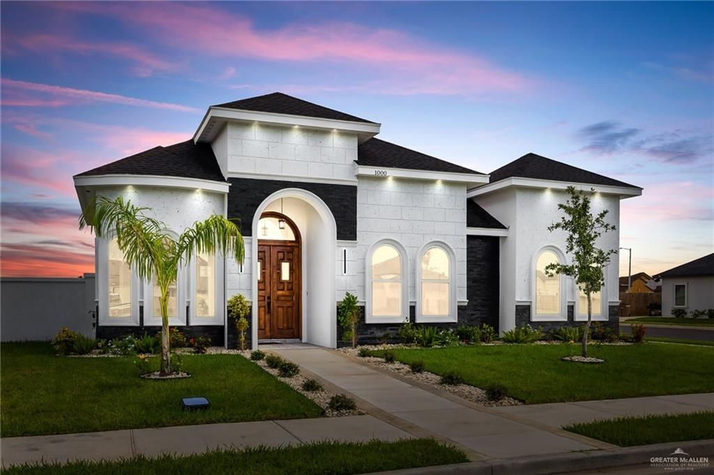 1000 Trinity Street, Edinburg, TX 78541