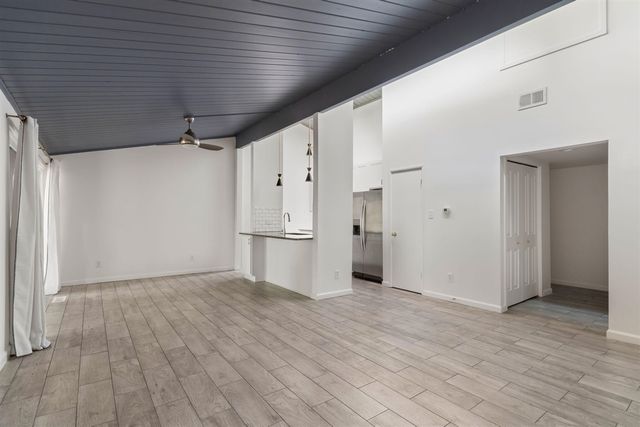 1815 Independence Boulevard Unit: 30C, Ann Arbor, MI 48104