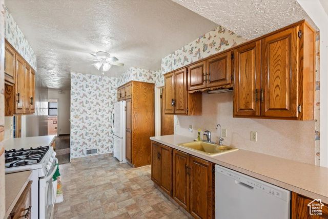 303 S CENTER ST, Fielding, UT 84311