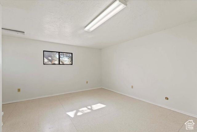 303 S CENTER ST, Fielding, UT 84311