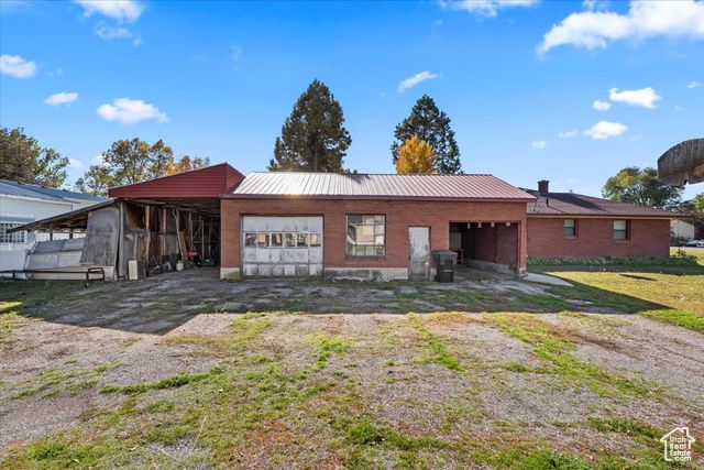 303 S CENTER ST, Fielding, UT 84311