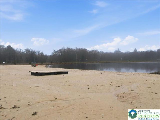 156 Wagner Way, Tobyhanna Twp, PA 18347