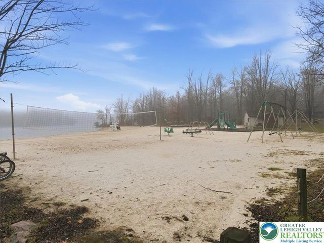 156 Wagner Way, Tobyhanna Twp, PA 18347