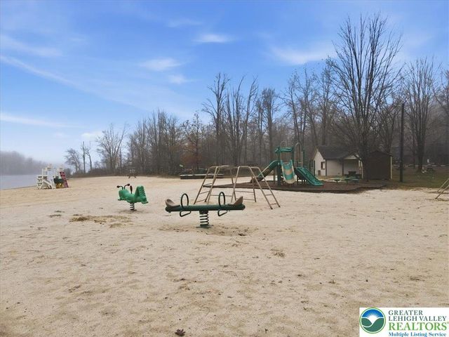 156 Wagner Way, Tobyhanna Twp, PA 18347