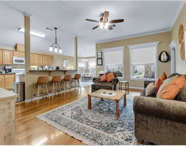 3818 Dresden Lane, College Station, TX 77845