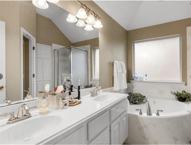 3818 Dresden Lane, College Station, TX 77845