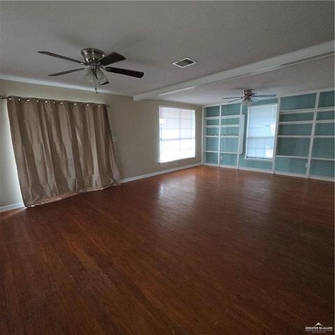 8442 Lago Vista Drive, Edcouch, TX 78538