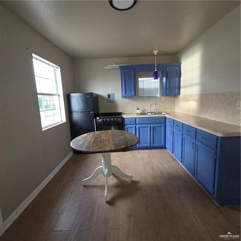 8442 Lago Vista Drive, Edcouch, TX 78538