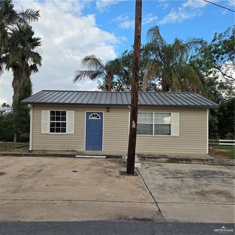 8442 Lago Vista Drive, Edcouch, TX 78538