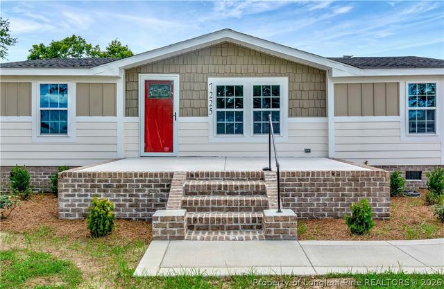 7225 Deep Branch Road, Pembroke, NC 28372