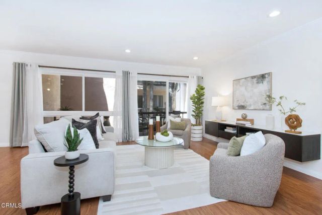1127 E Del Mar Boulevard 323, Pasadena, CA 91106