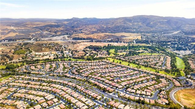 23897 Fawnskin Drive, Corona, CA 92883