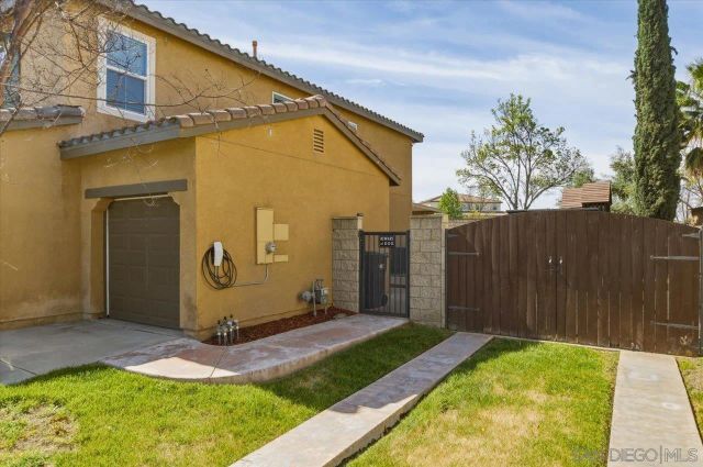 34463 Hillingdon, Winchester, CA 92596