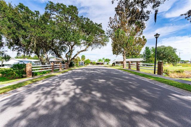 36428 MALIBU WAY, Zephyrhills, FL 33541