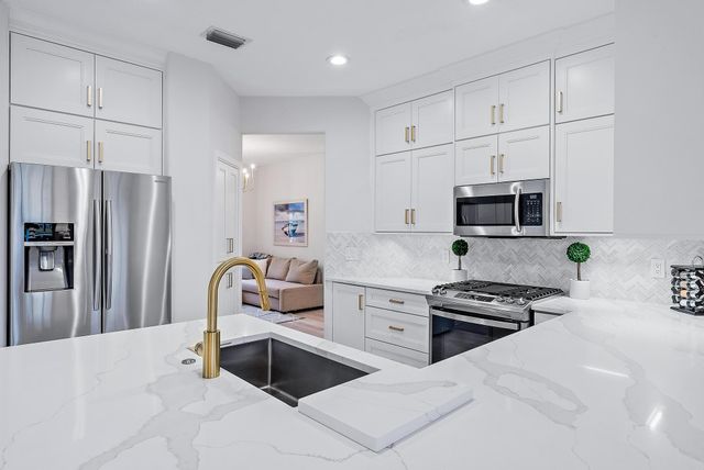 8307 Quail Meadow Way, West Palm Beach, FL 33412