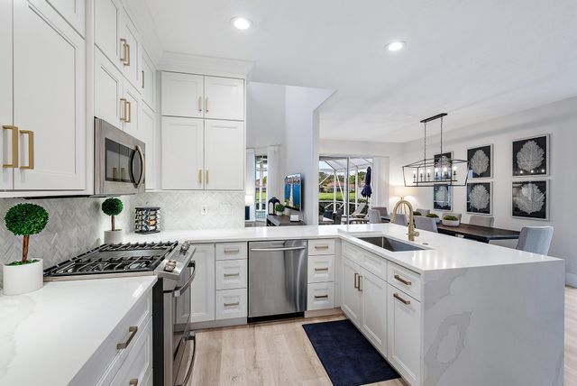 8307 Quail Meadow Way, West Palm Beach, FL 33412