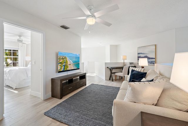 8307 Quail Meadow Way, West Palm Beach, FL 33412