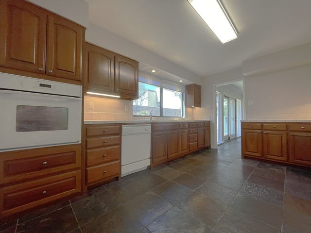 9609 Orchard Hill, Dallas, TX 75243