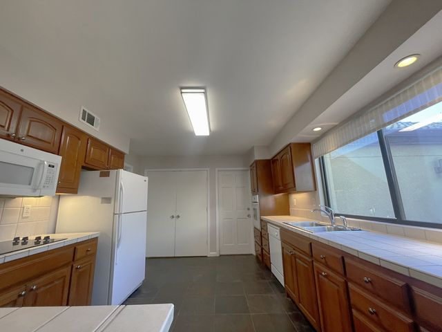 9609 Orchard Hill, Dallas, TX 75243