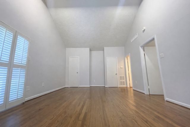 9609 Orchard Hill, Dallas, TX 75243