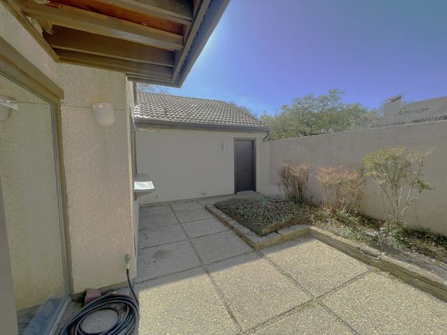 9609 Orchard Hill, Dallas, TX 75243