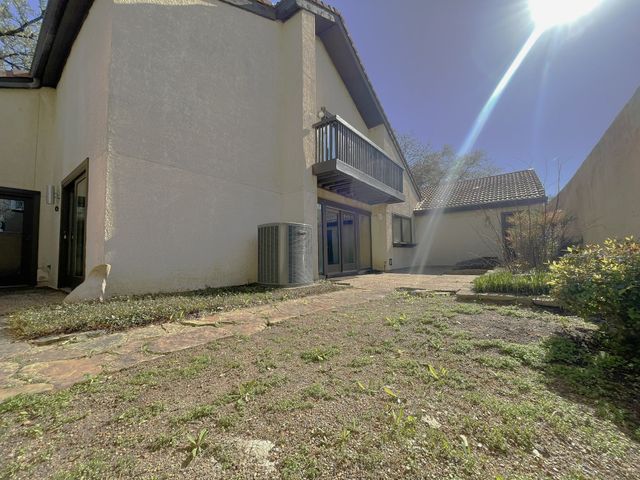 9609 Orchard Hill, Dallas, TX 75243