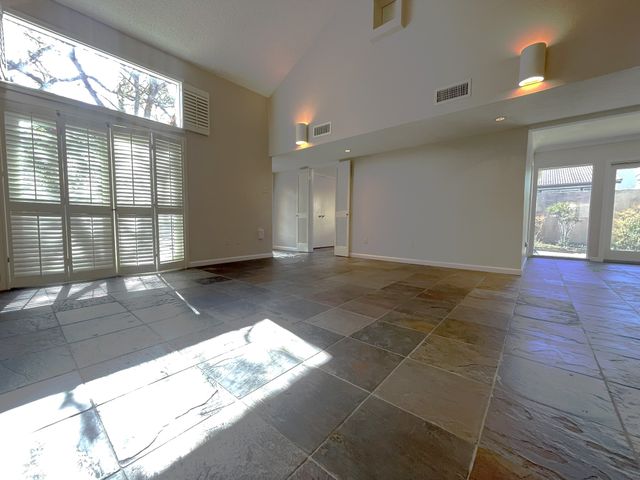 9609 Orchard Hill, Dallas, TX 75243