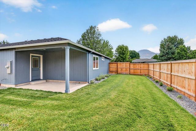2981 Stonebrook Drive, Medford, OR 97504