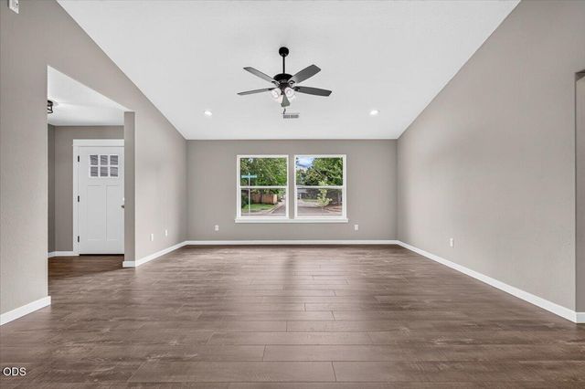 2981 Stonebrook Drive, Medford, OR 97504