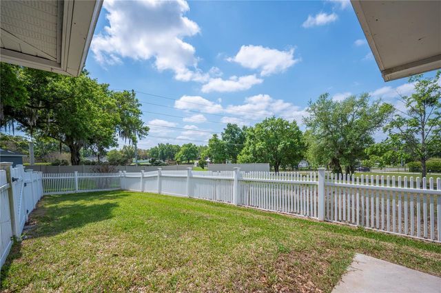 5711 MANCHESTER DRIVE E, Lakeland, FL 33810