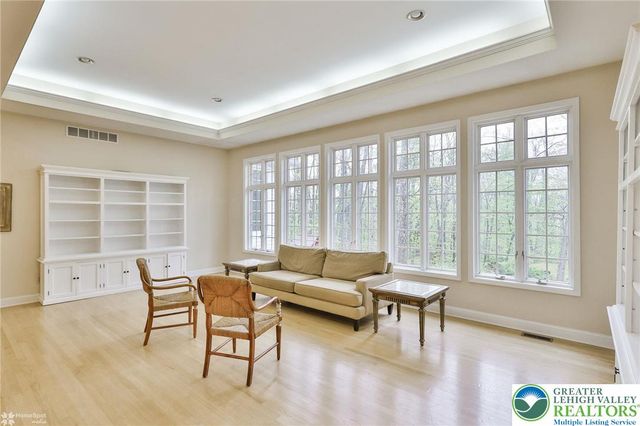 1946 Kyle Drive, Stroudsburg, PA 18360