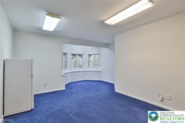1946 Kyle Drive, Stroudsburg, PA 18360