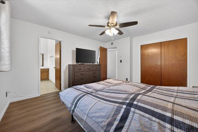 5286 W Richert Avenue, Fresno, CA 93722