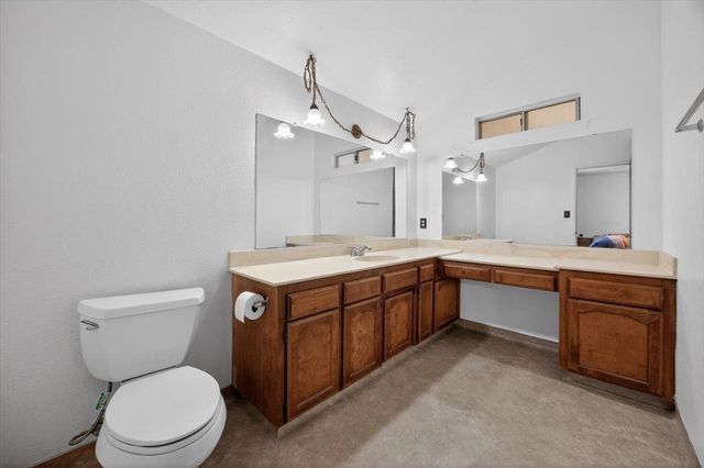 5286 W Richert Avenue, Fresno, CA 93722