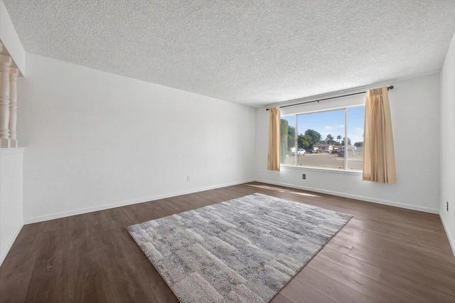 5286 W Richert Avenue, Fresno, CA 93722