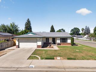 5286 W Richert Avenue, Fresno, CA 93722