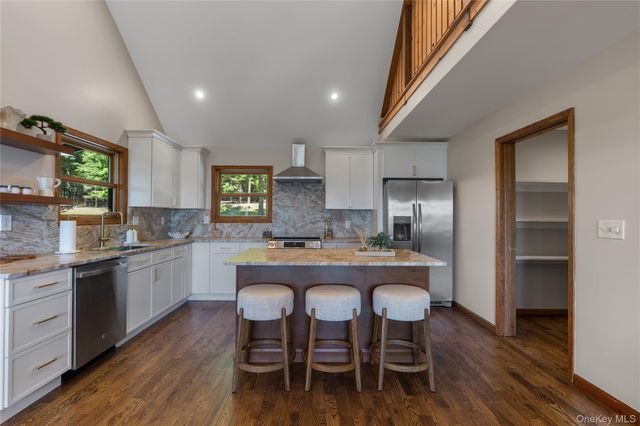 120 Rochester Center Road, Accord, NY 12404