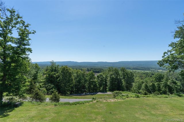 120 Rochester Center Road, Accord, NY 12404