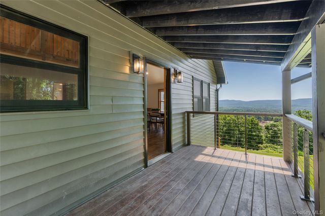 120 Rochester Center Road, Accord, NY 12404