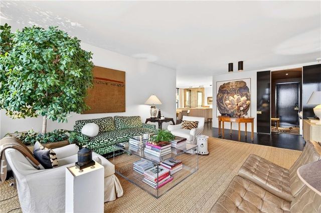 2575 Peachtree NE Road 18C, Atlanta, GA 30305