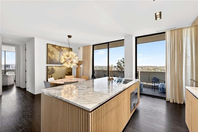 2575 Peachtree NE Road 18C, Atlanta, GA 30305