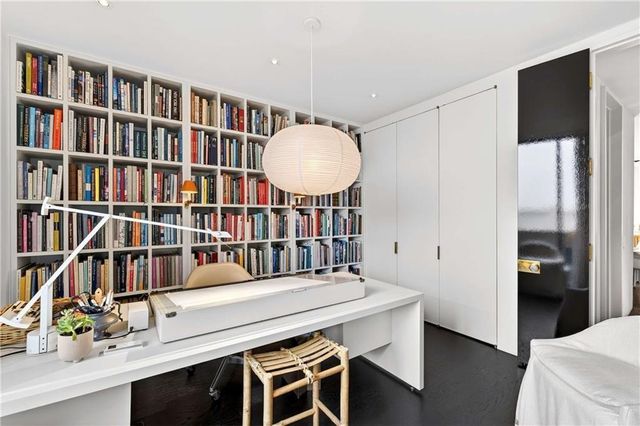 2575 Peachtree NE Road 18C, Atlanta, GA 30305