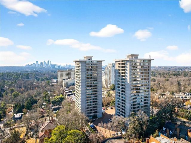 2575 Peachtree NE Road 18C, Atlanta, GA 30305