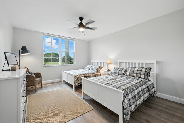 11720 St Andrews Place 203, Wellington, FL 33414