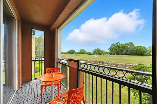 11720 St Andrews Place 203, Wellington, FL 33414