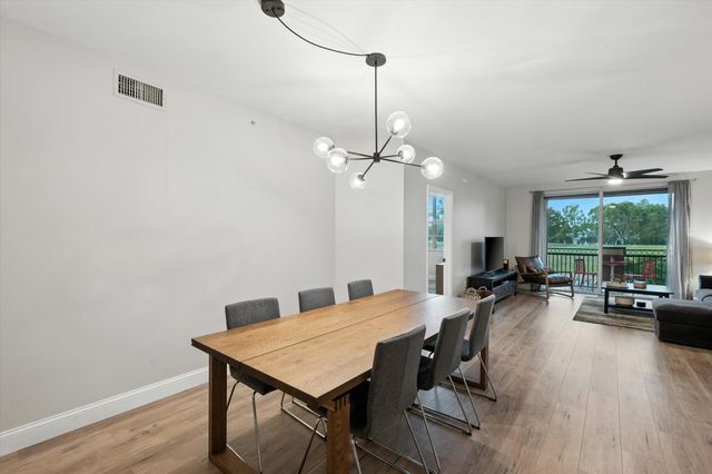 11720 St Andrews Place 203, Wellington, FL 33414