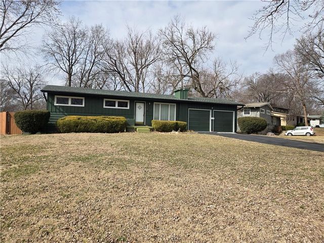 8014 Falmouth Street, Prairie Village, KS 66208