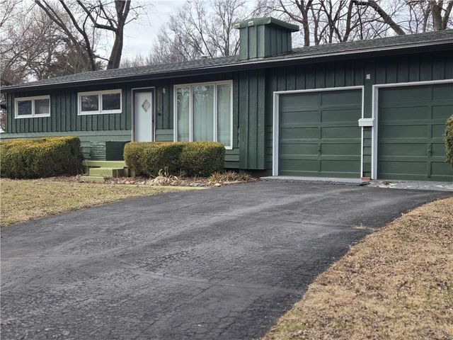 8014 Falmouth Street, Prairie Village, KS 66208