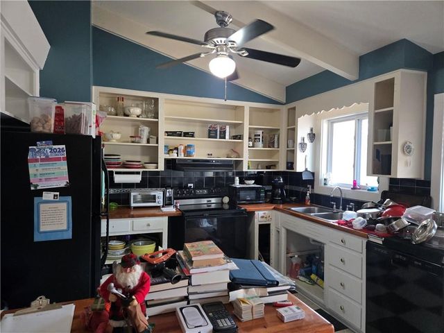 8014 Falmouth Street, Prairie Village, KS 66208